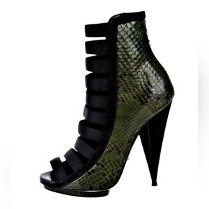 Gucci Python Snakeskin S/S 2014 Runway Booties SZ 36.5